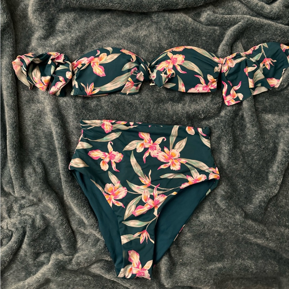 Fashion Nova floral swim set